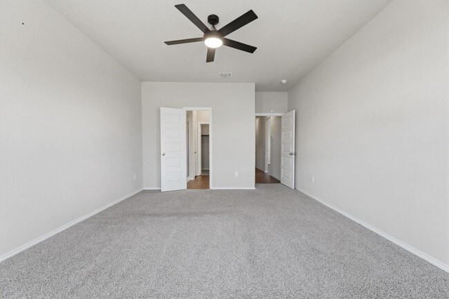 Building Photo - 186 Porcupine Ln