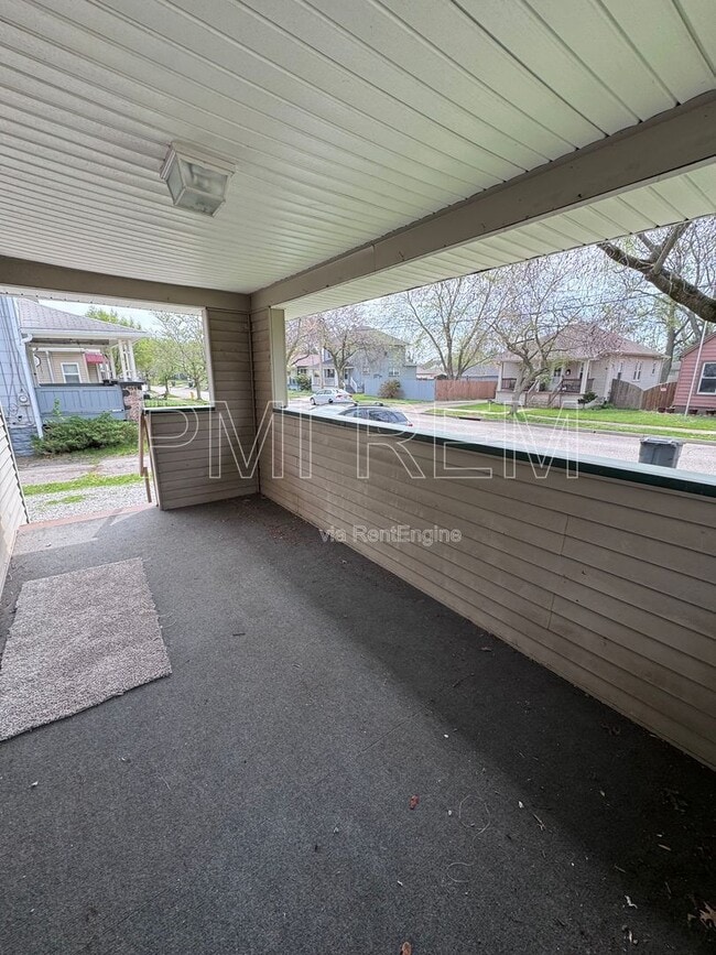 Building Photo - 1855 Flint Ave