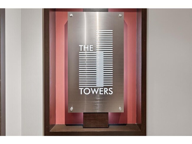 Building Photo - 19 S 1st St