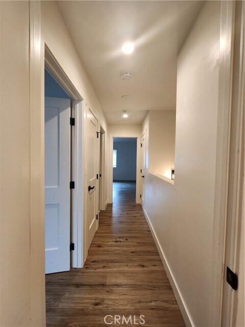 Building Photo - 120 S Francisca Ave