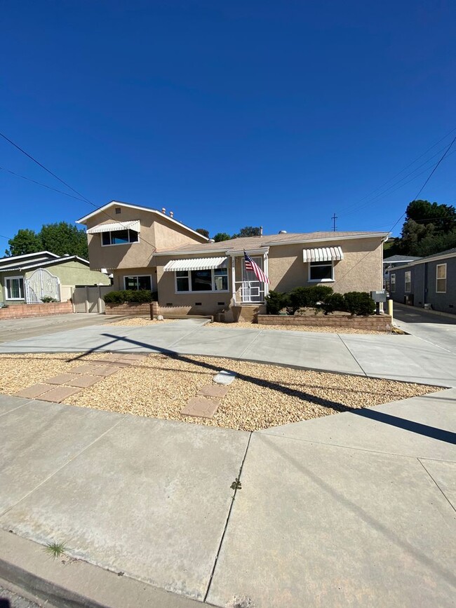 Primary Photo - 3 Bed-2 Bath Tri-Level Home in El Cajon