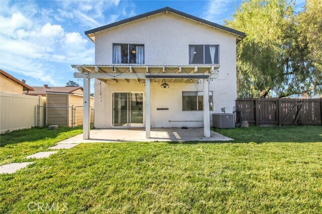 Building Photo - 1318 Stillman Ave