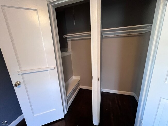 Building Photo - 1524 E 46th St