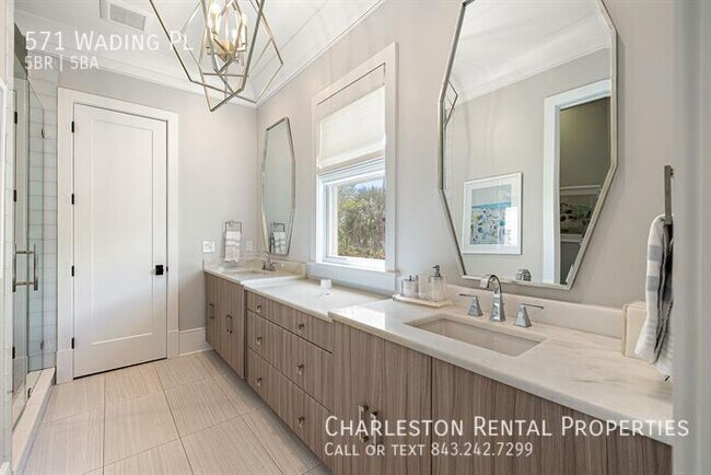 Building Photo - 571 Wading Pl