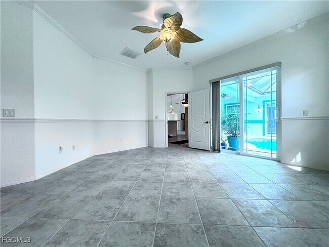 Building Photo - 14791 Royal Oak Ct