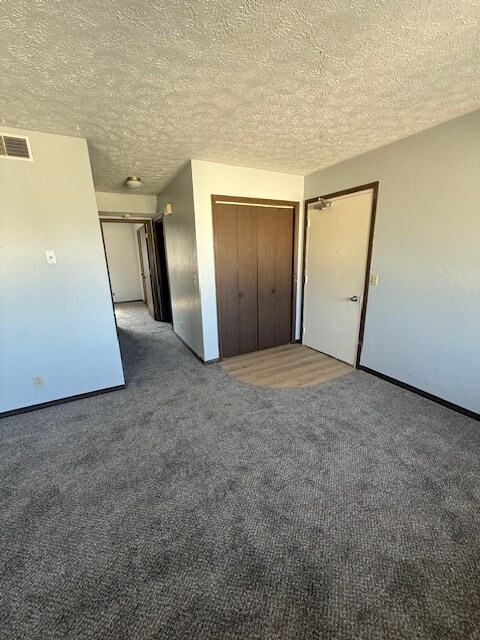 Building Photo - 536 US-50