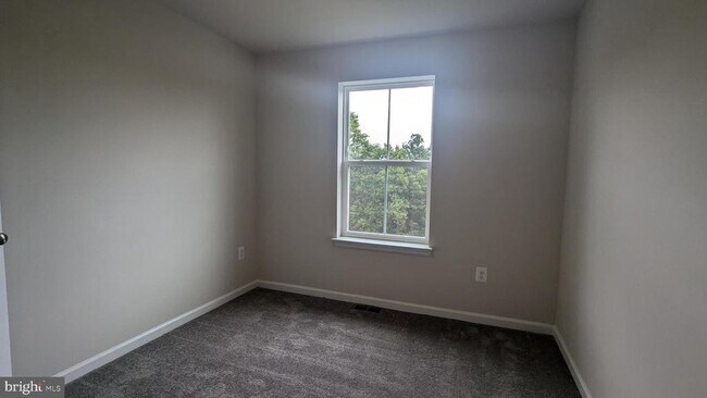 Building Photo - 151 Cooperage Rd