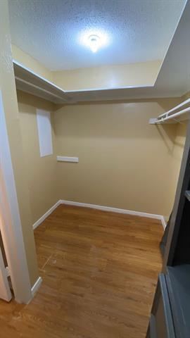 Building Photo - 524 Towne House Ln