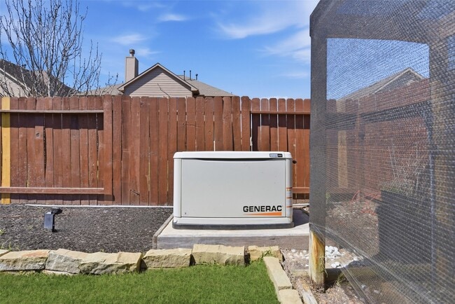 Building Photo - 212 Fallow Buck Ct