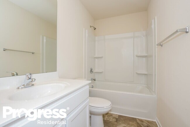 Building Photo - 2116 Boulder Ct