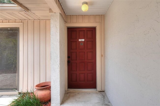 Building Photo - 3988 Oak Loop