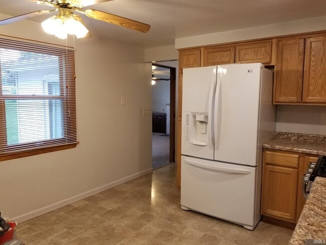 Building Photo - 311 Blake Dr