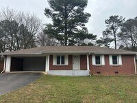 Building Photo - A Rare Find!