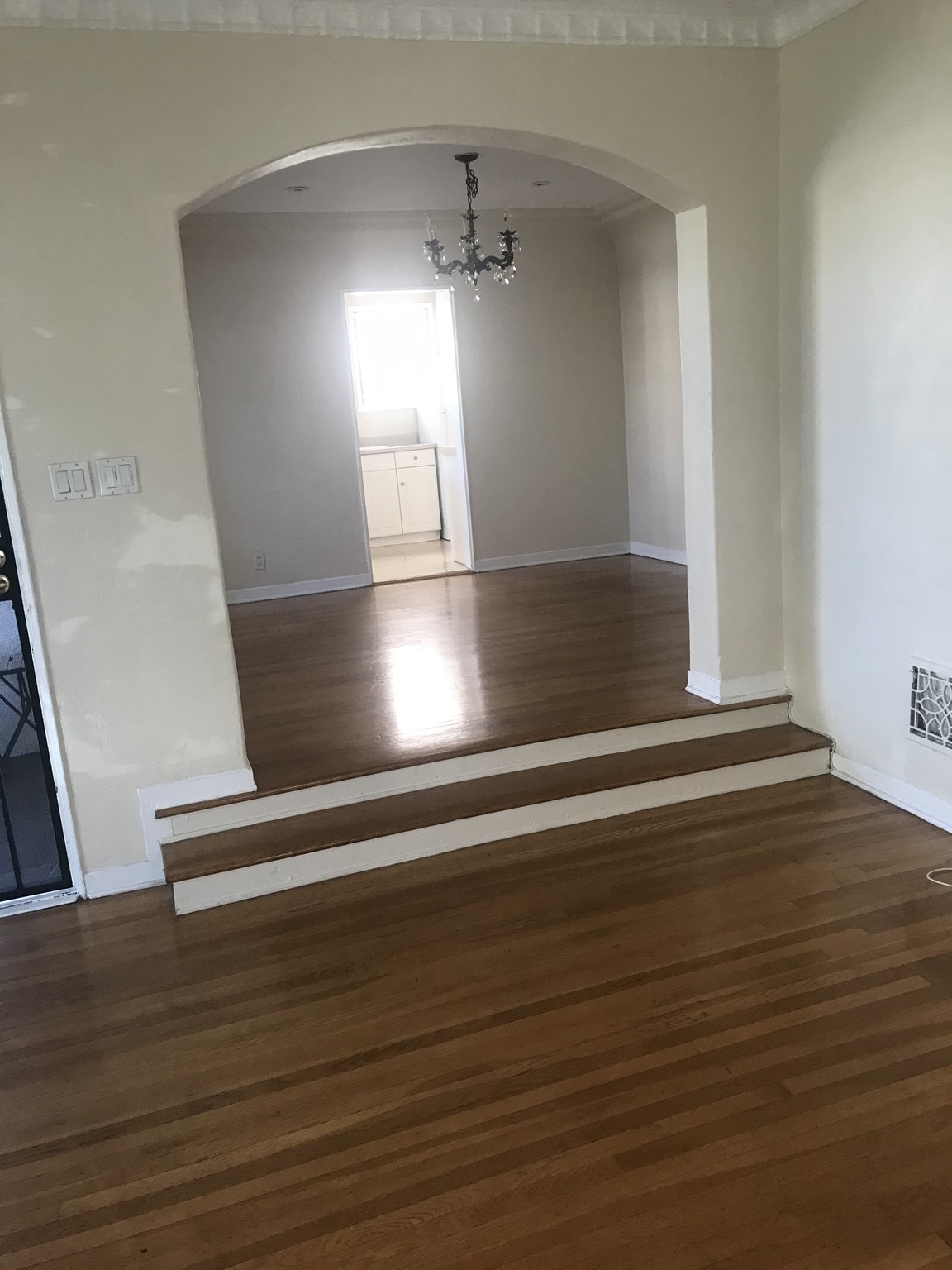 Building Photo - 1060 S Corning St