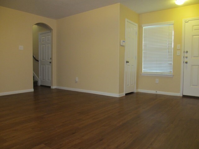 Building Photo - 21627 Michaela Way