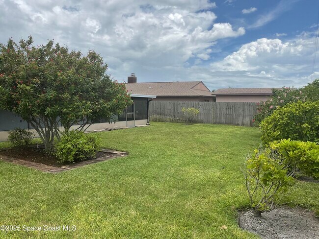 Building Photo - 2435 Sykes Creek Dr