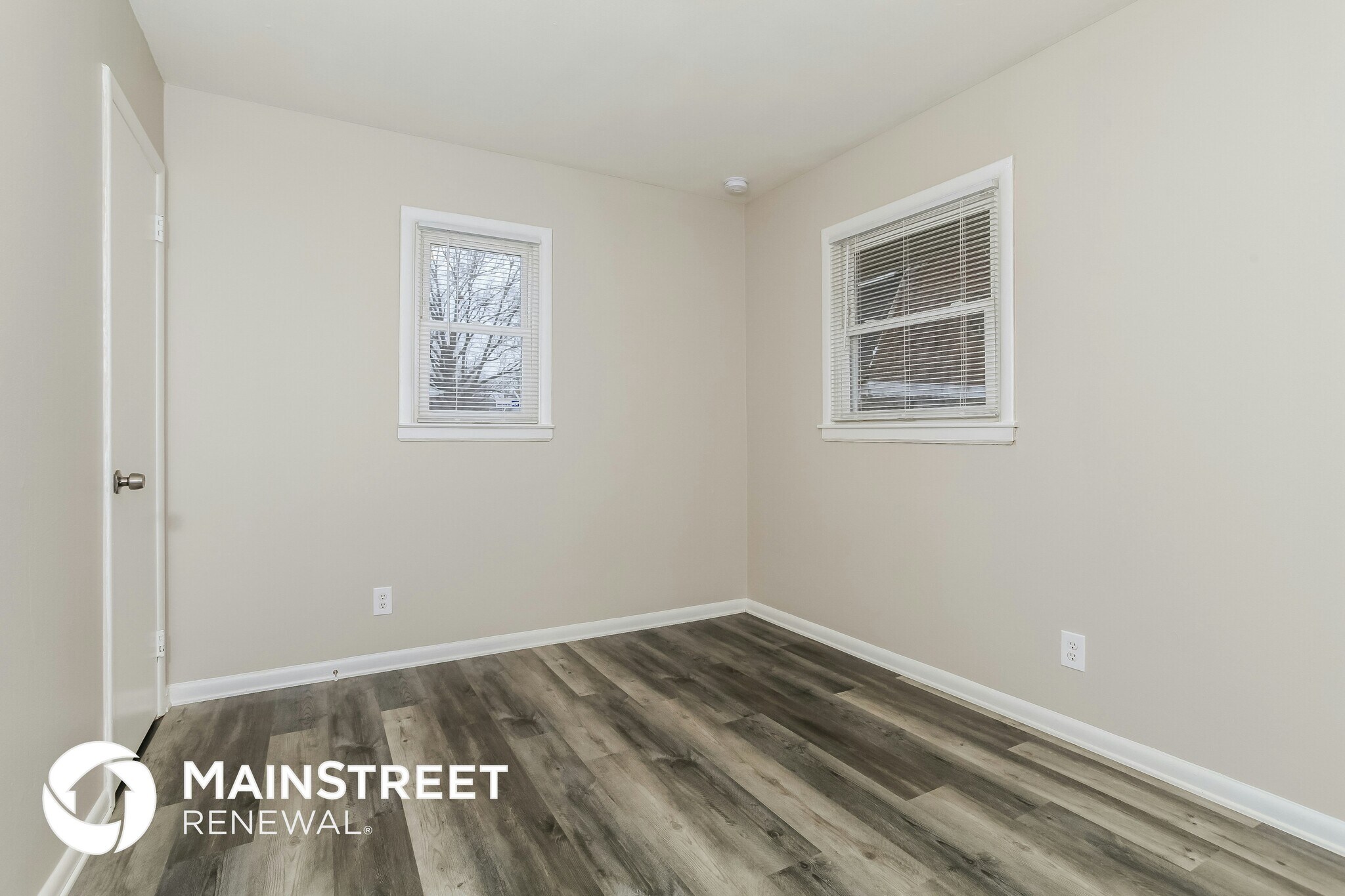 Building Photo - 5413 Sir Barton Rd