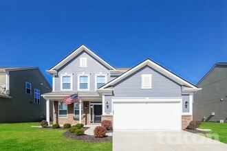 Building Photo - 10348 Hunters Crossing Blvd