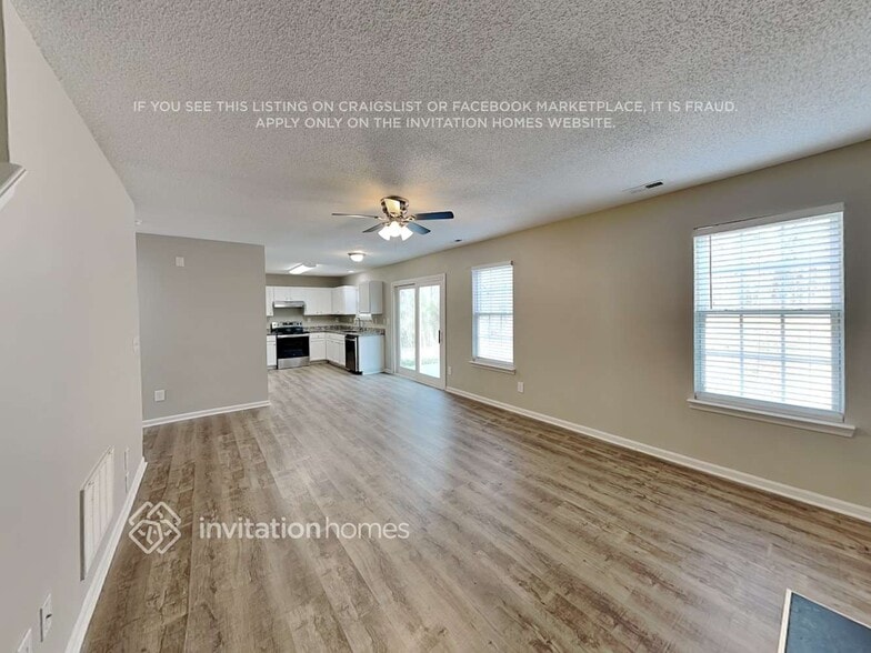 Building Photo - 10324 Covingtonwood Dr