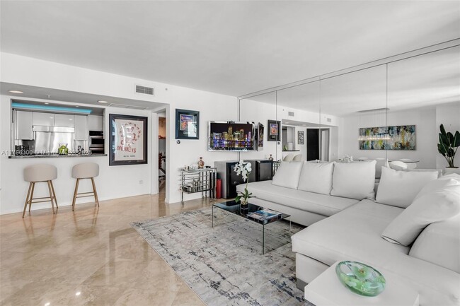 Building Photo - 1500 Ocean Dr