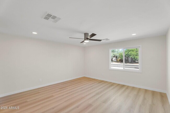 Building Photo - 3545 E Friess Dr