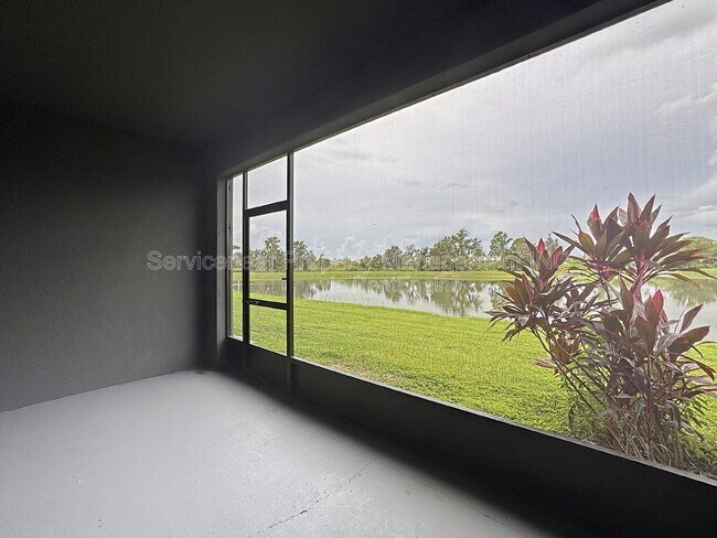 Building Photo - 32988 Major Oak Dr