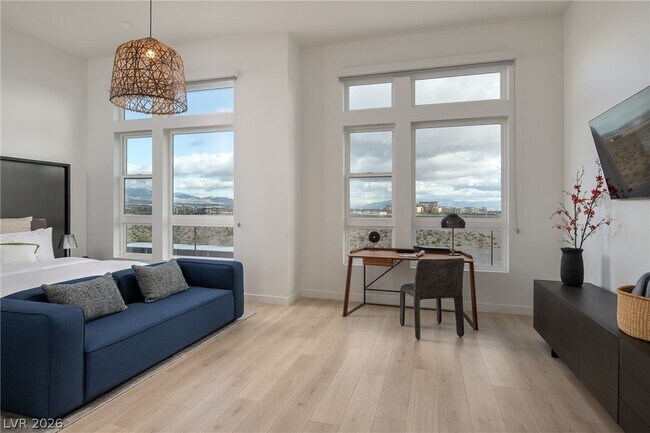 Building Photo - 11055 S Las Vegas Blvd