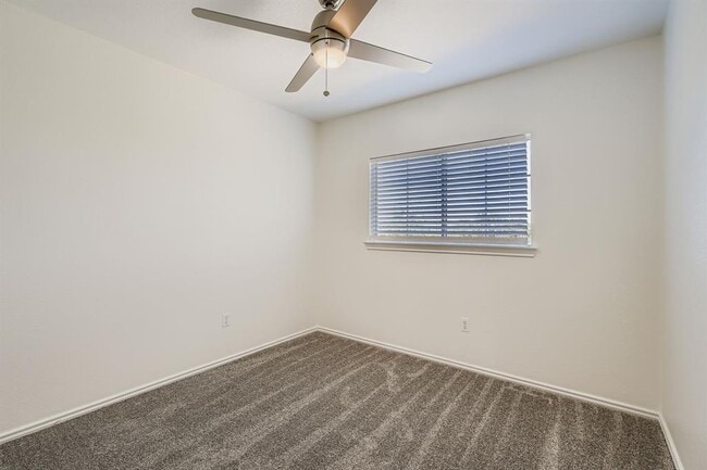 Building Photo - 1515 Curameng Cove