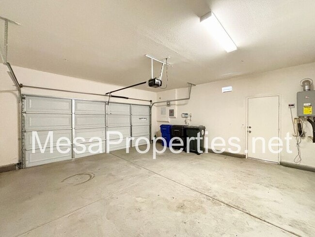 Building Photo - 14311 Bear Valley Rd
