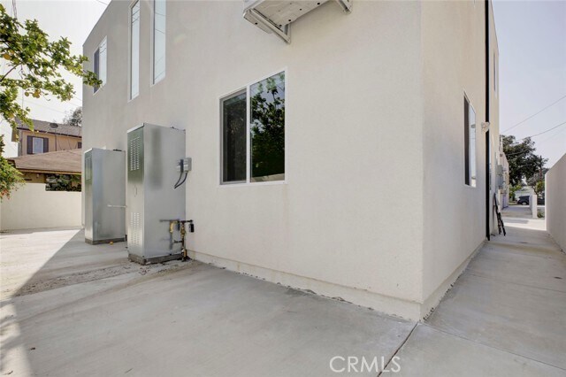 Building Photo - 1070 Allen Ave