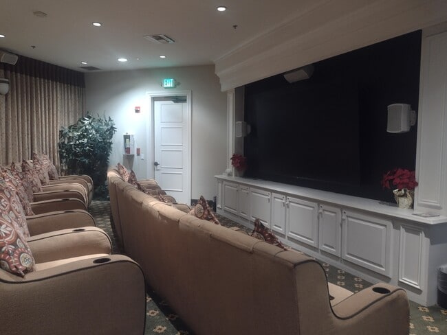 Building Photo - 8256 Triplett Ln