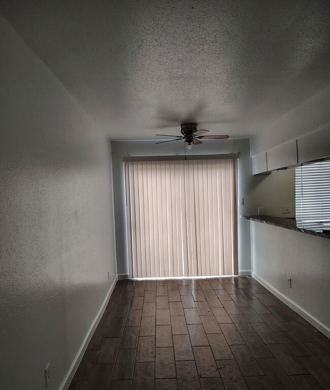 Building Photo - second floor unit - 3 bed, 2 bath condo for $1350 month