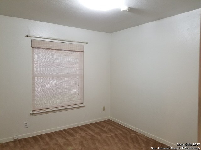 Building Photo - 214 Beechwood Ave