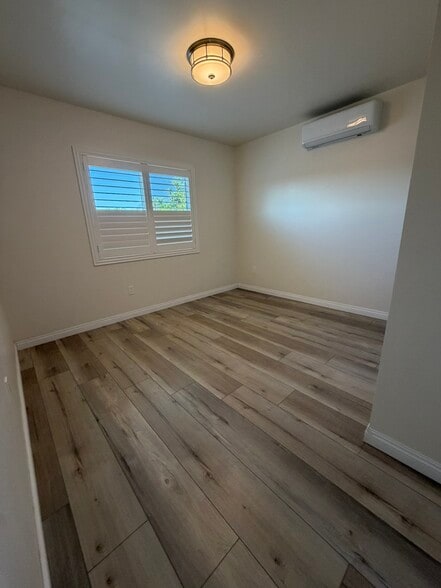 2nd bedroom - 2540 E Dunes St