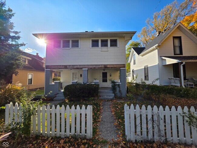 Primary Photo - 128 S Butler Ave