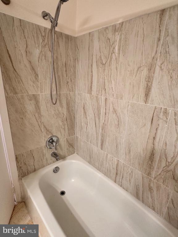 Building Photo - 7914 Forest Path Way