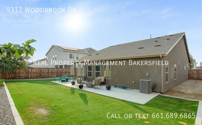 Building Photo - 9312 Woodbrook Dr