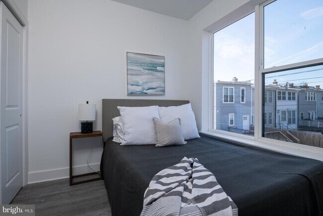 Building Photo - 818 Bladensburg Rd NE