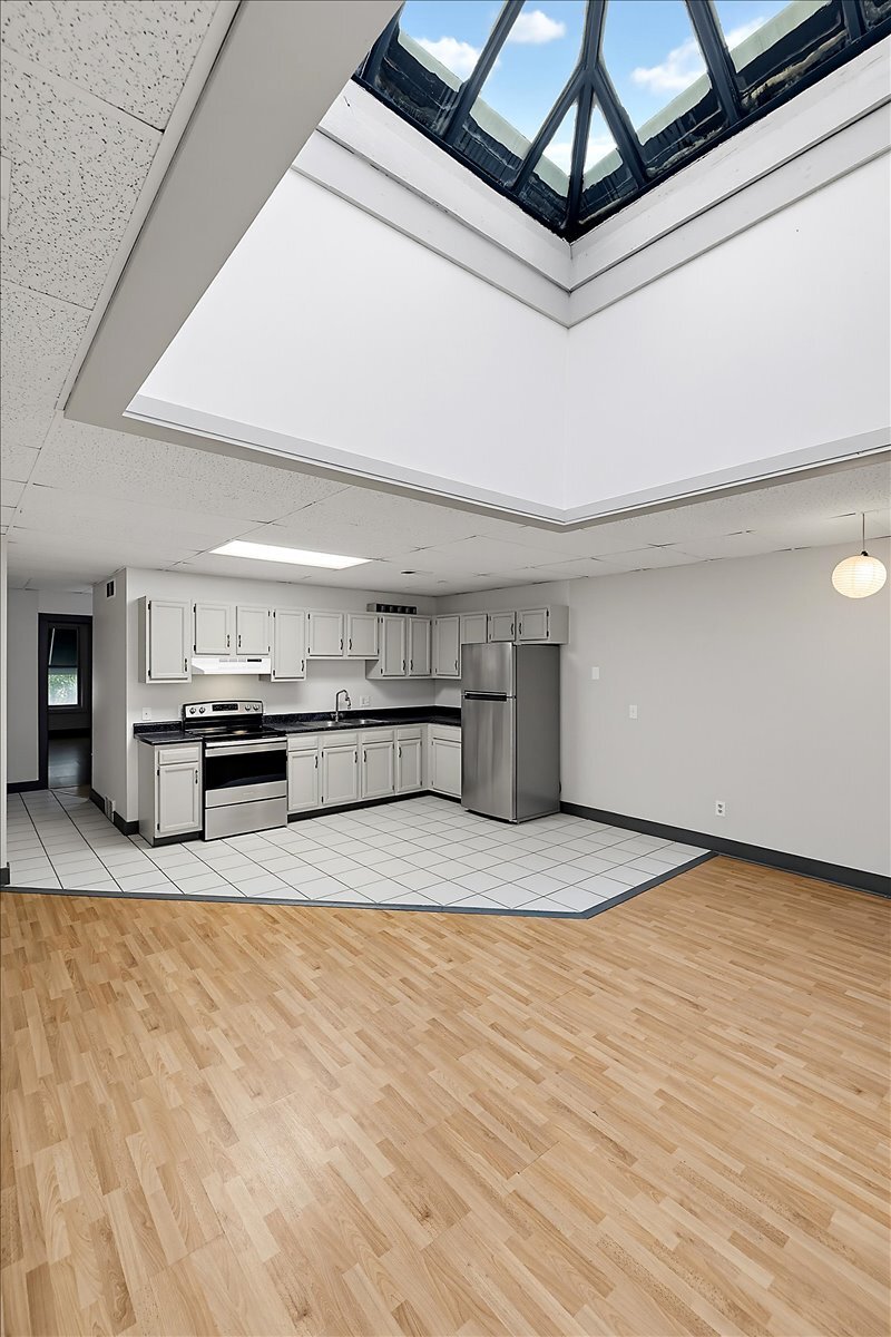 Building Photo - 113 S Saginaw St