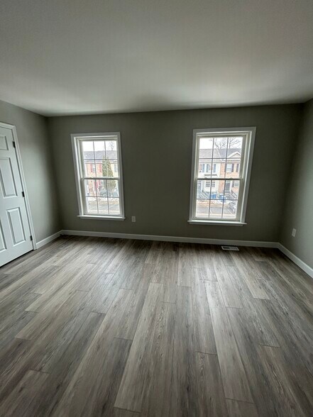 Building Photo - 138 Mike Ct