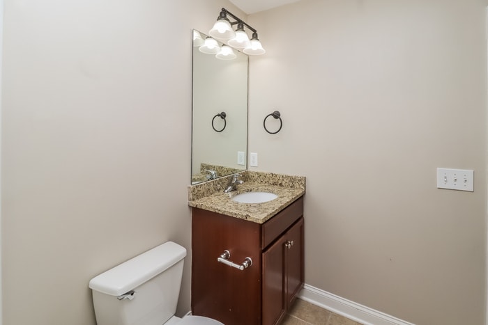 Building Photo - 13748 Cedar Pond Cir