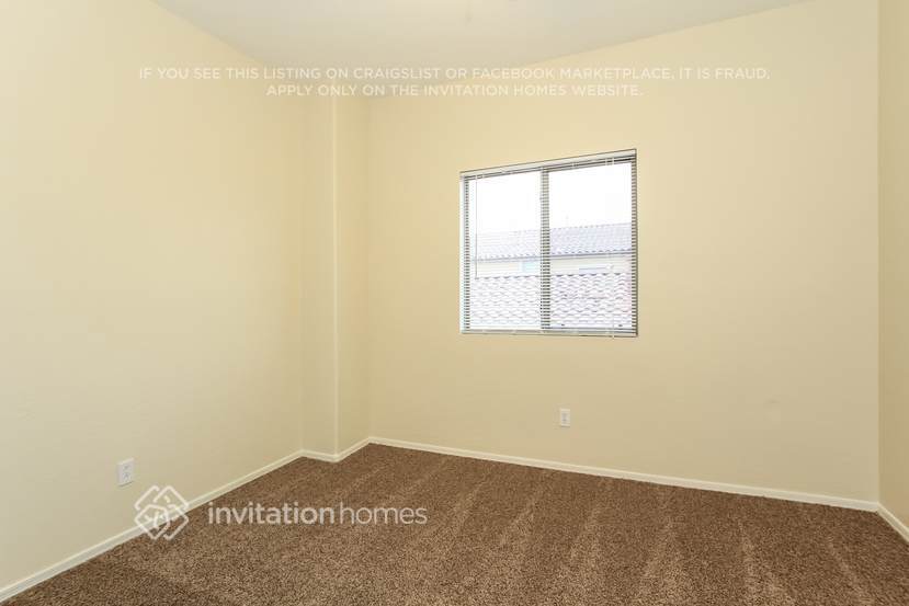 Building Photo - 17661 W Lundberg St