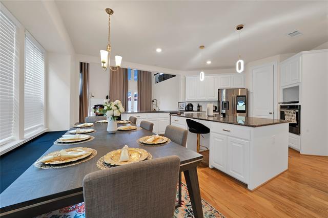 Building Photo - 7117 Prairieside Trl