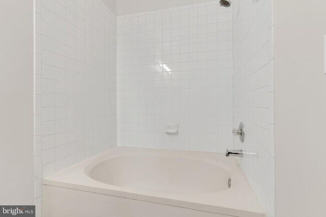 Building Photo - 4560 Strutfield Ln