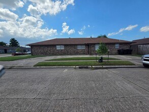 Building Photo - 7903 Arcadia Ln