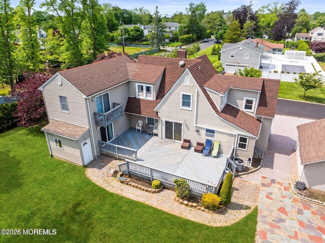 Building Photo - 334 Norgrove Pl