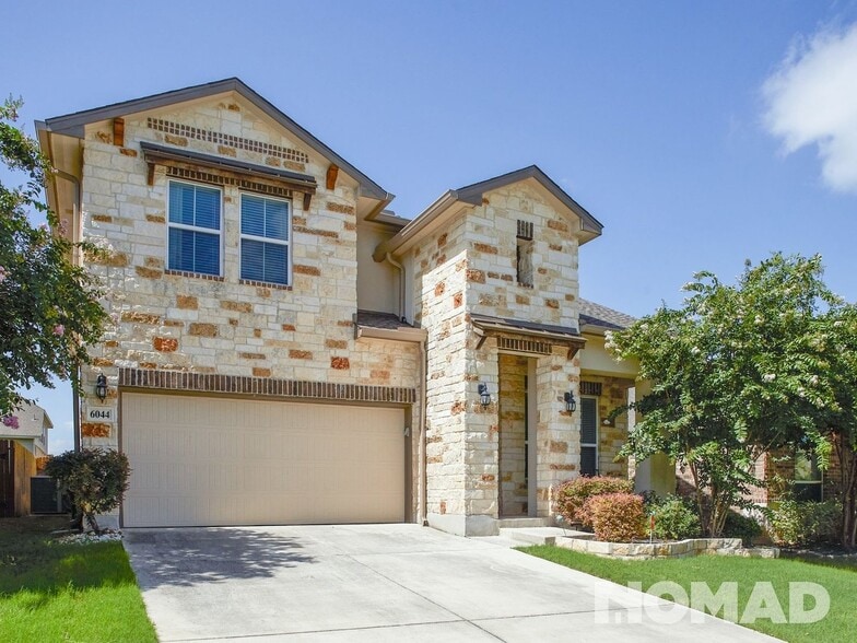 Building Photo - 6044 Akin Song