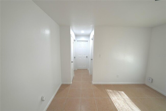 Building Photo - 2619 Hendy Ct
