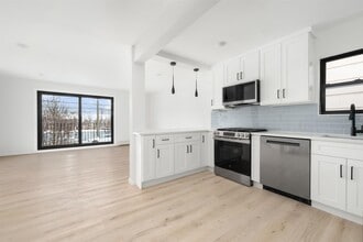 Building Photo - 503 Palisade Ave