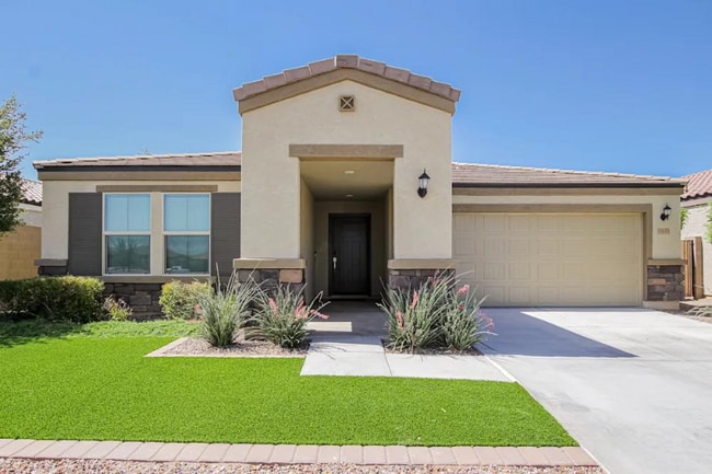 Primary Photo - 2433 W Jessica Ln
